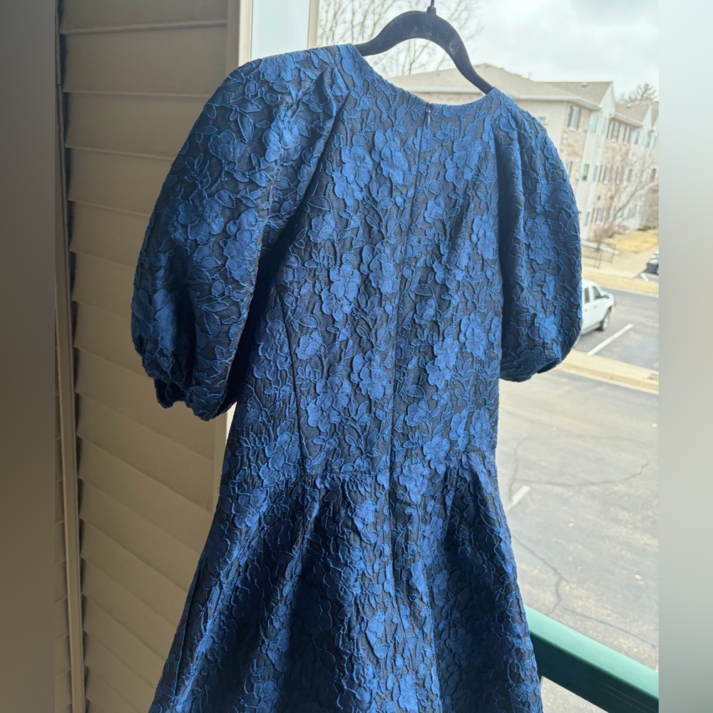🆕✨ Vince Camuto Blue Floral Jacquard Dress Size 10 A-Line Elegant Occasion Chic - Picture 6 of 16